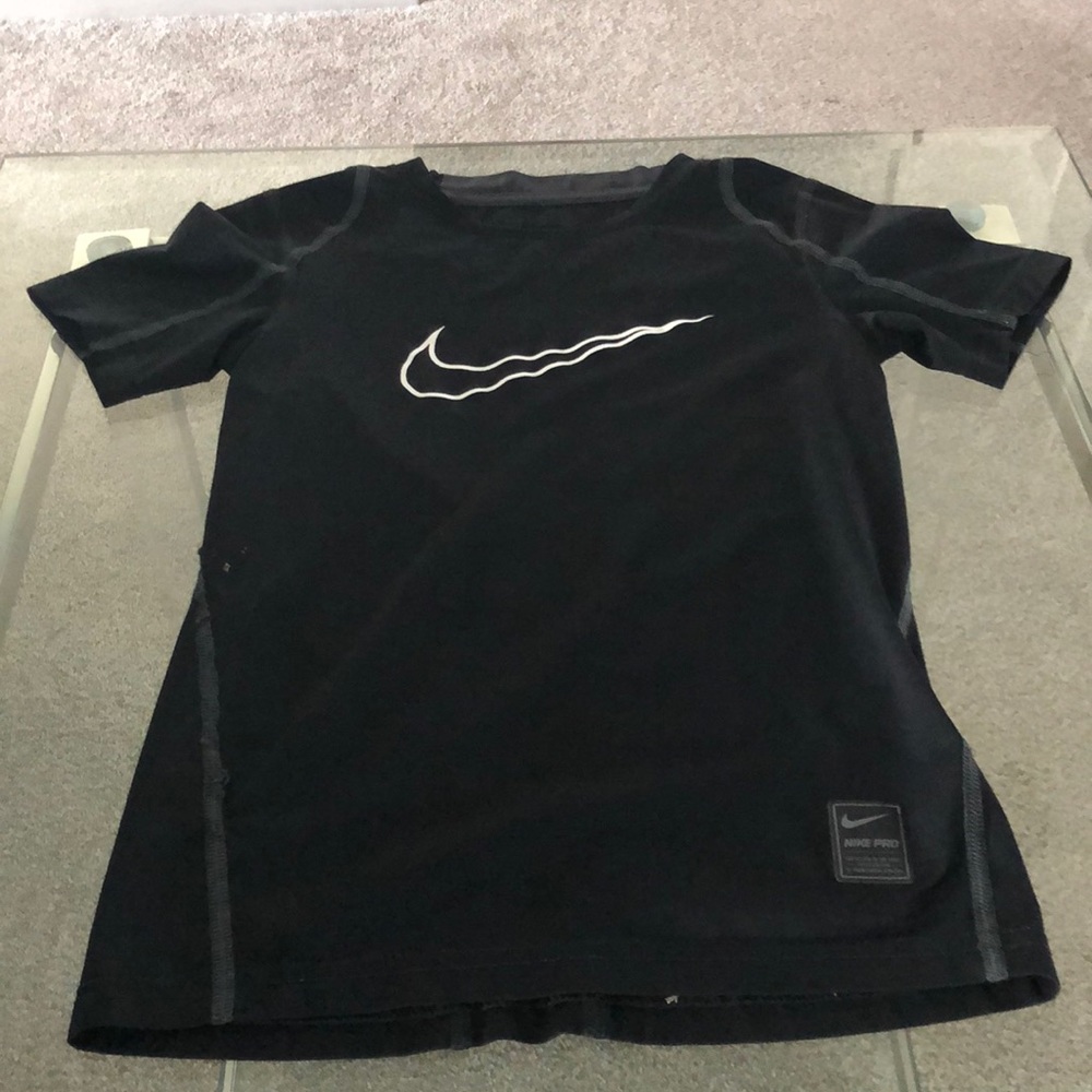 Kids Nike T-shirt